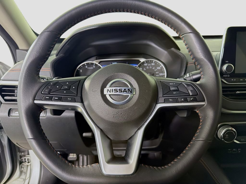 Used 2022 Nissan Altima 2.5 SR image 14