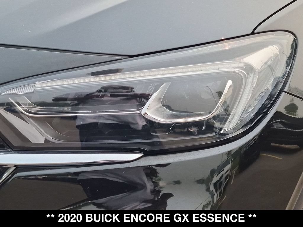 Used 2020 Buick Encore GX Essence w/ Experience Buick Package AWD/4WD image 16