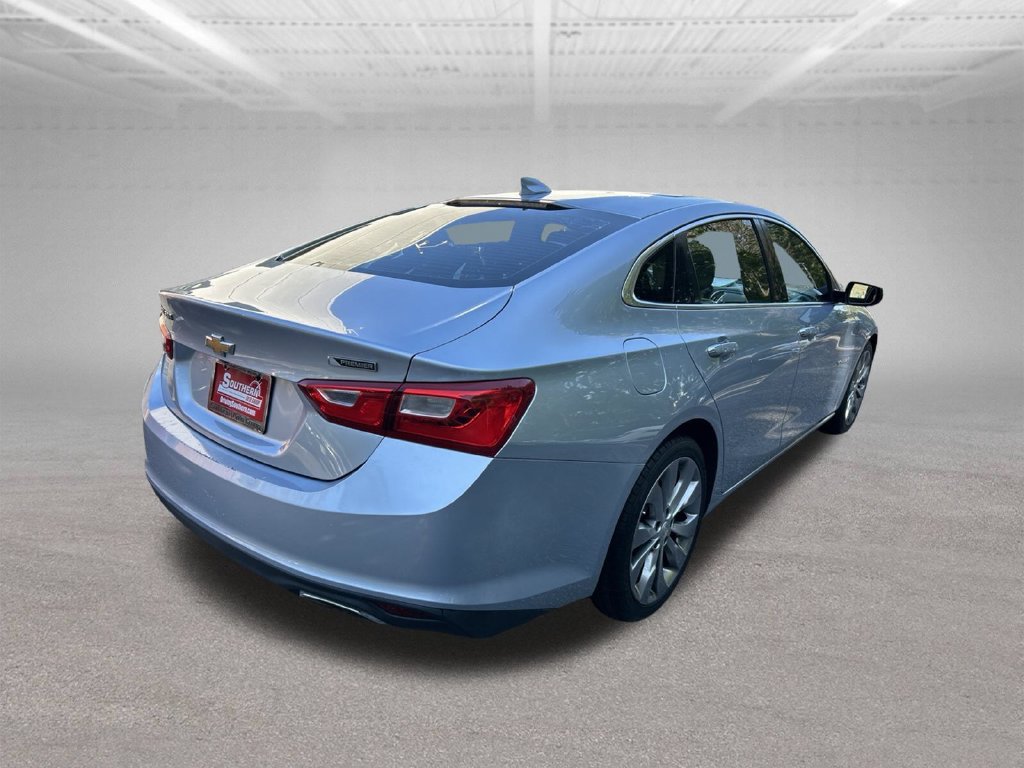 Used 2017 Chevrolet Malibu Premier w/ Premier Sun and Wheel Package FWD image 9