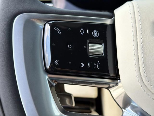 New 2026 Land Rover Range Rover SE image 32