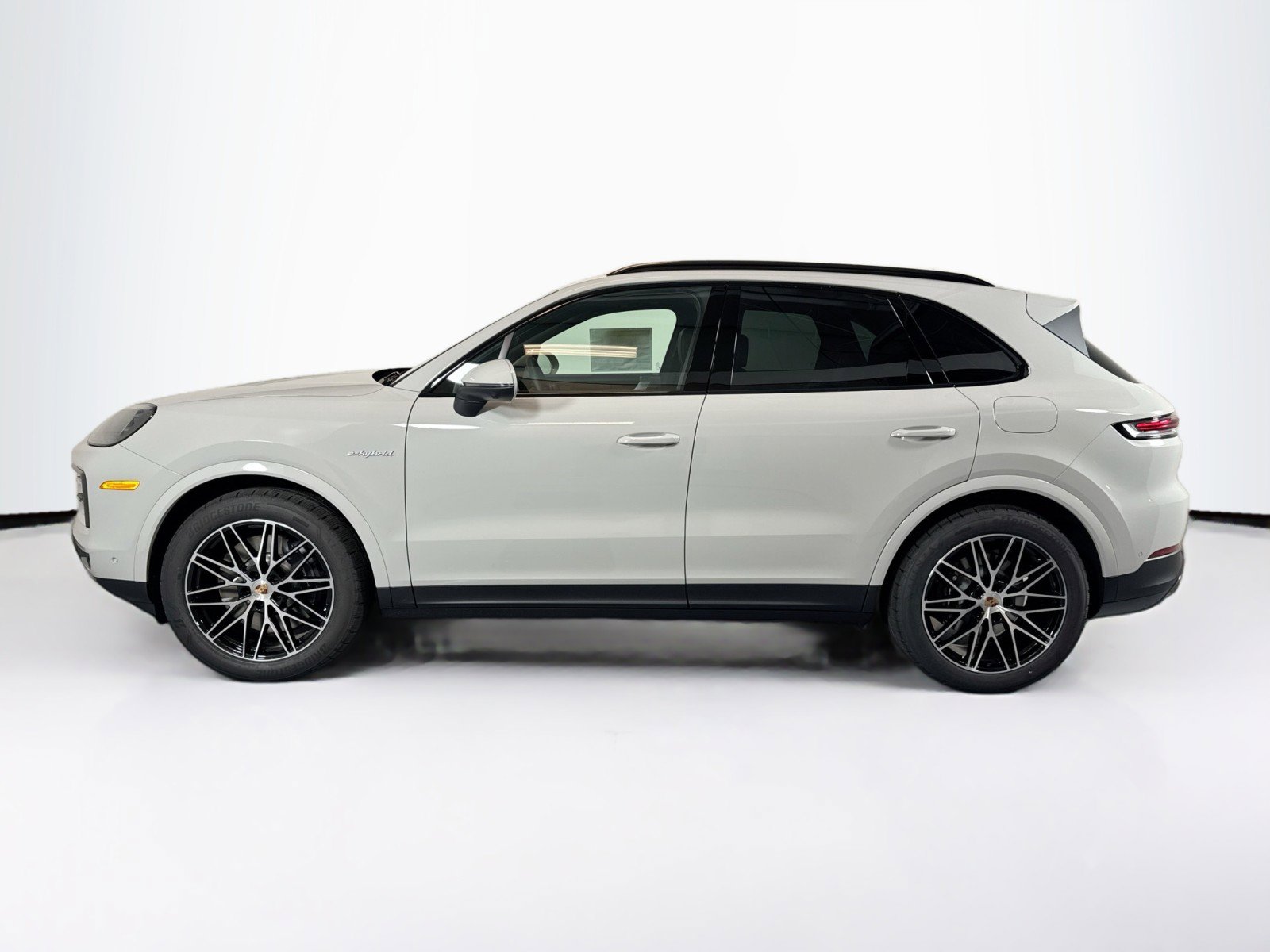 New 2026 Porsche Cayenne E-Hybrid image 2