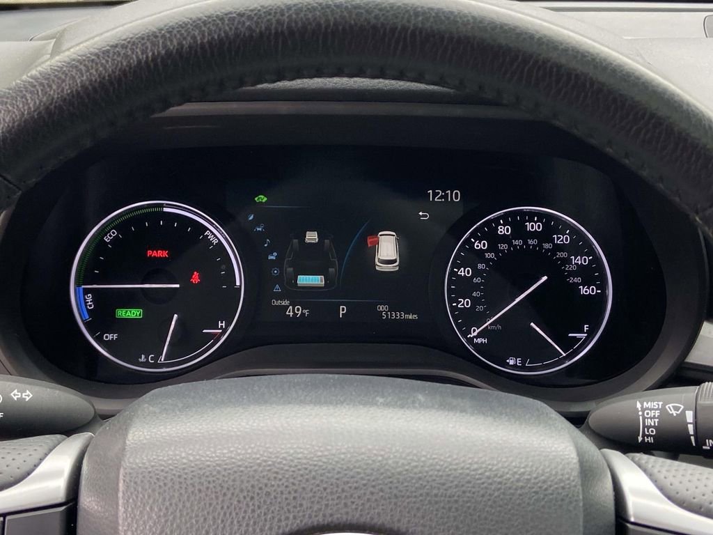 Used 2022 Toyota Sienna Limited image 34