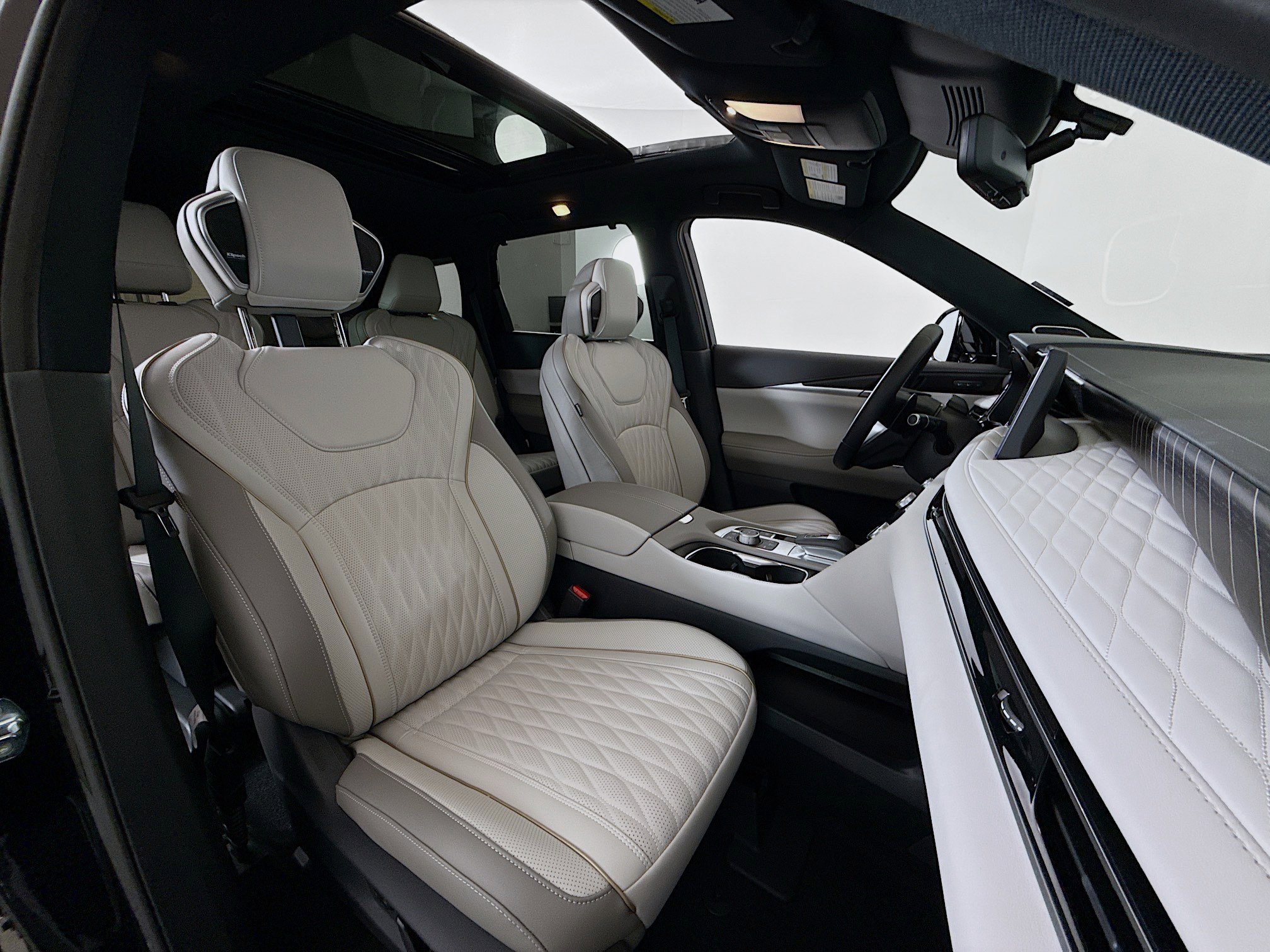 Used 2026 INFINITI QX60 Autograph w/ Autograph Tech Package image 29