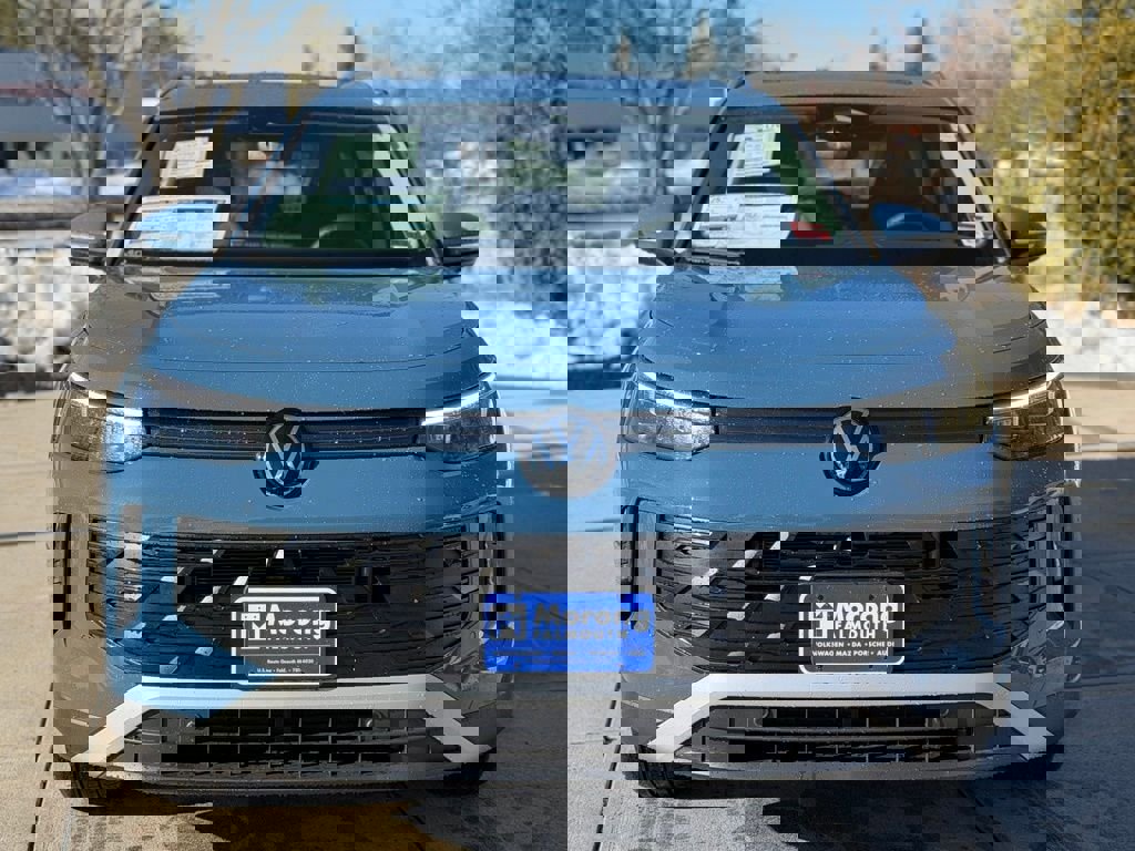 New 2026 Volkswagen Tiguan SE image 3