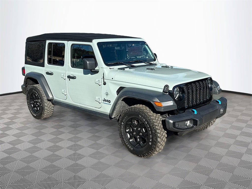 Used 2023 Jeep Wrangler Unlimited w/ Cold Weather Group image 4