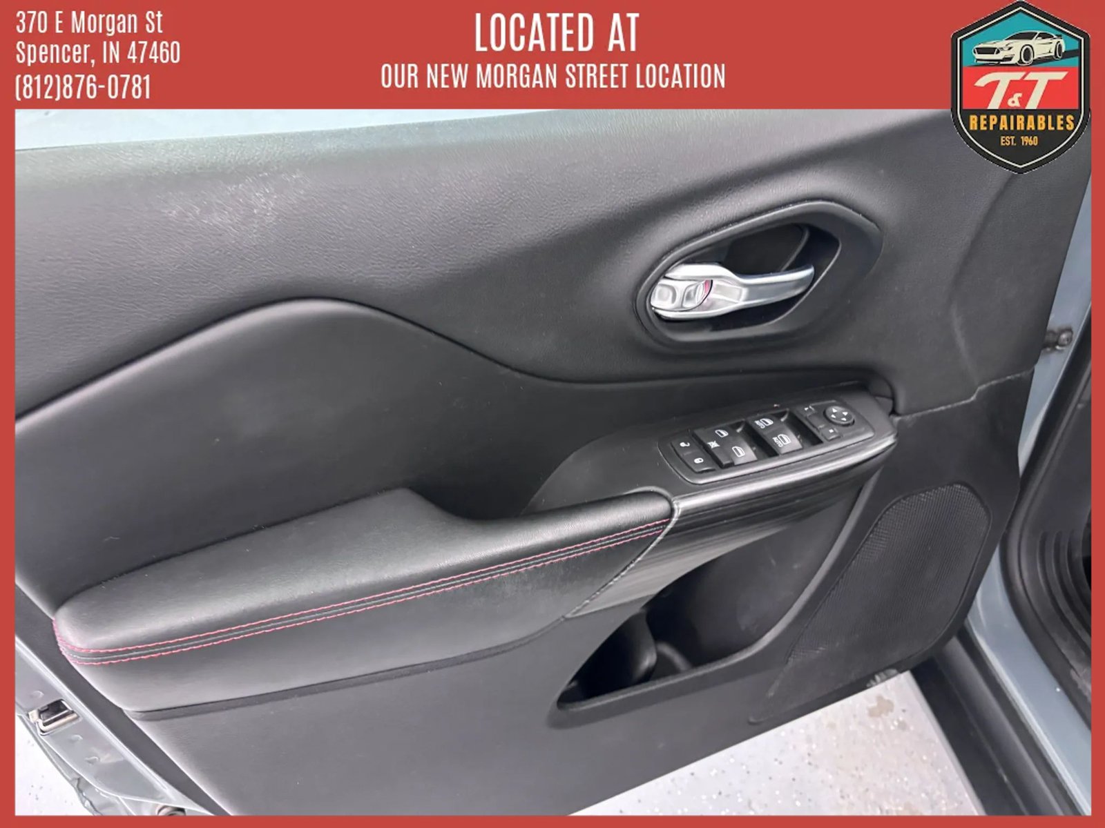 Used 2014 Jeep Cherokee Trailhawk w/ Comfort/Convenience Group AWD/4WD image 35