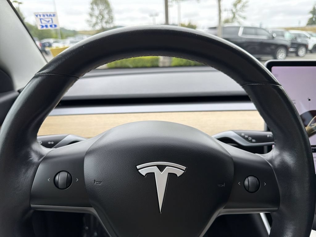 Used 2019 Tesla Model 3 Standard Range Plus RWD image 11