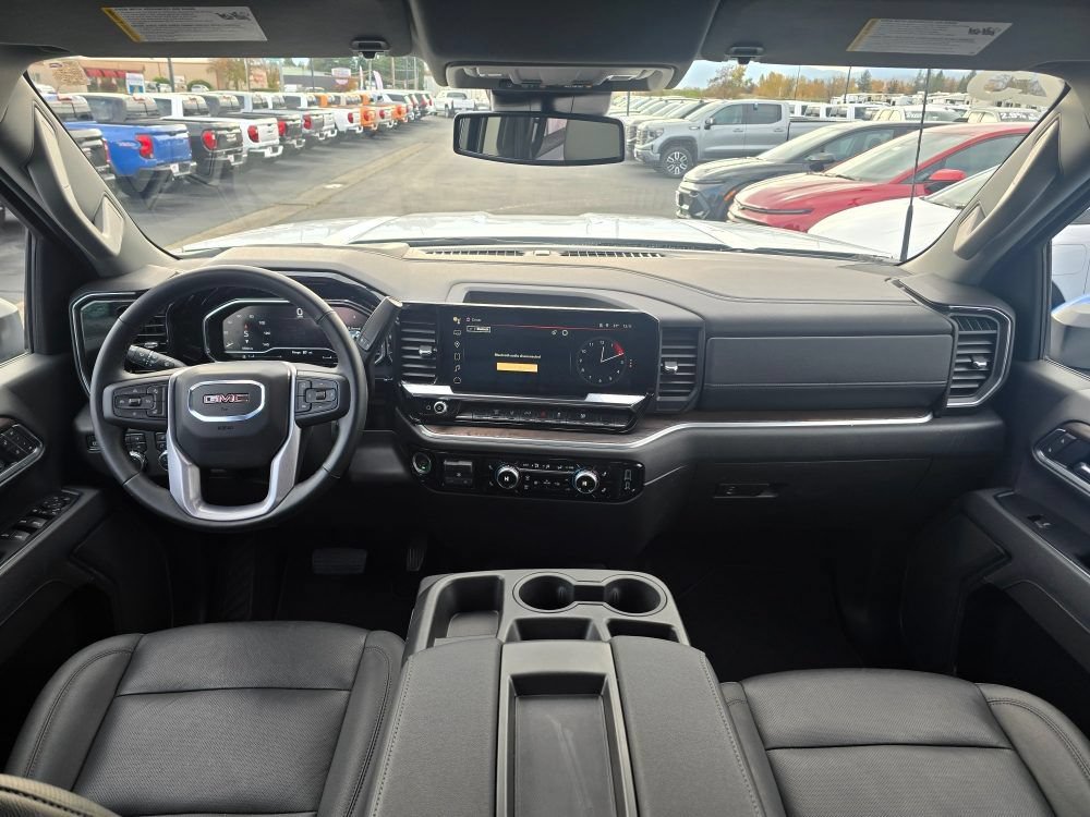 Used 2025 GMC Sierra 2500 SLT AWD/4WD image 6