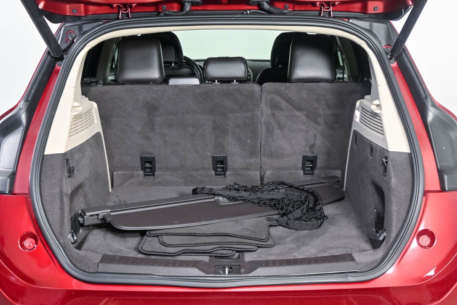 Used 2019 Lincoln MKC Reserve w/ MKC Technology Package FWD image 28