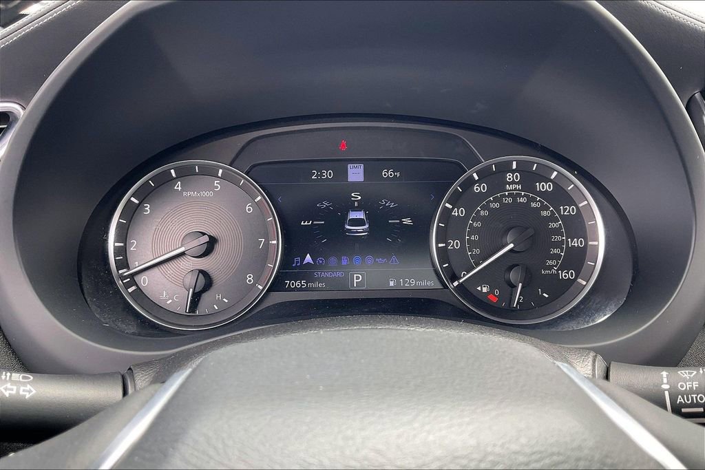 Used 2025 INFINITI QX55 Essential AWD/4WD image 19