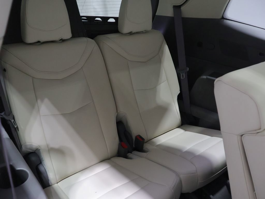 Used 2023 Cadillac XT6 Premium Luxury AWD/4WD image 23