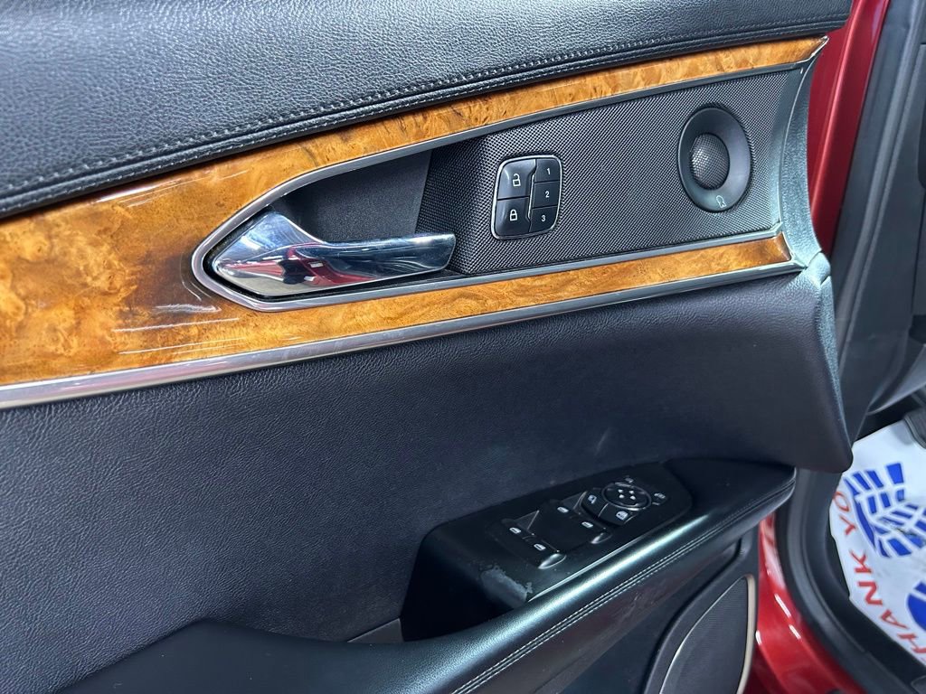 Used 2016 Lincoln MKX Select w/ Select Plus Package image 20