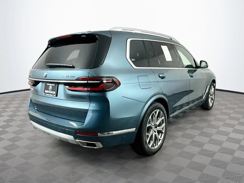 Used 2026 BMW X7 xDrive40i AWD/4WD image 9