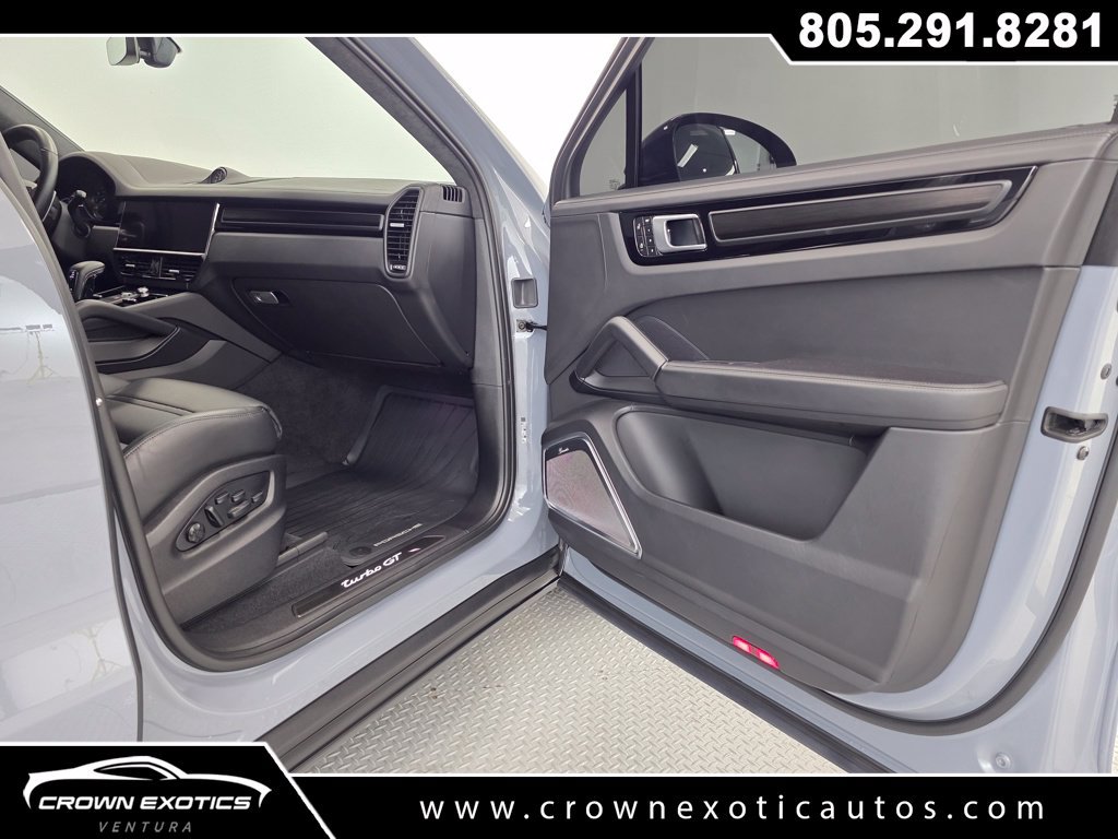 Used 2022 Porsche Cayenne Turbo GT AWD/4WD image 13