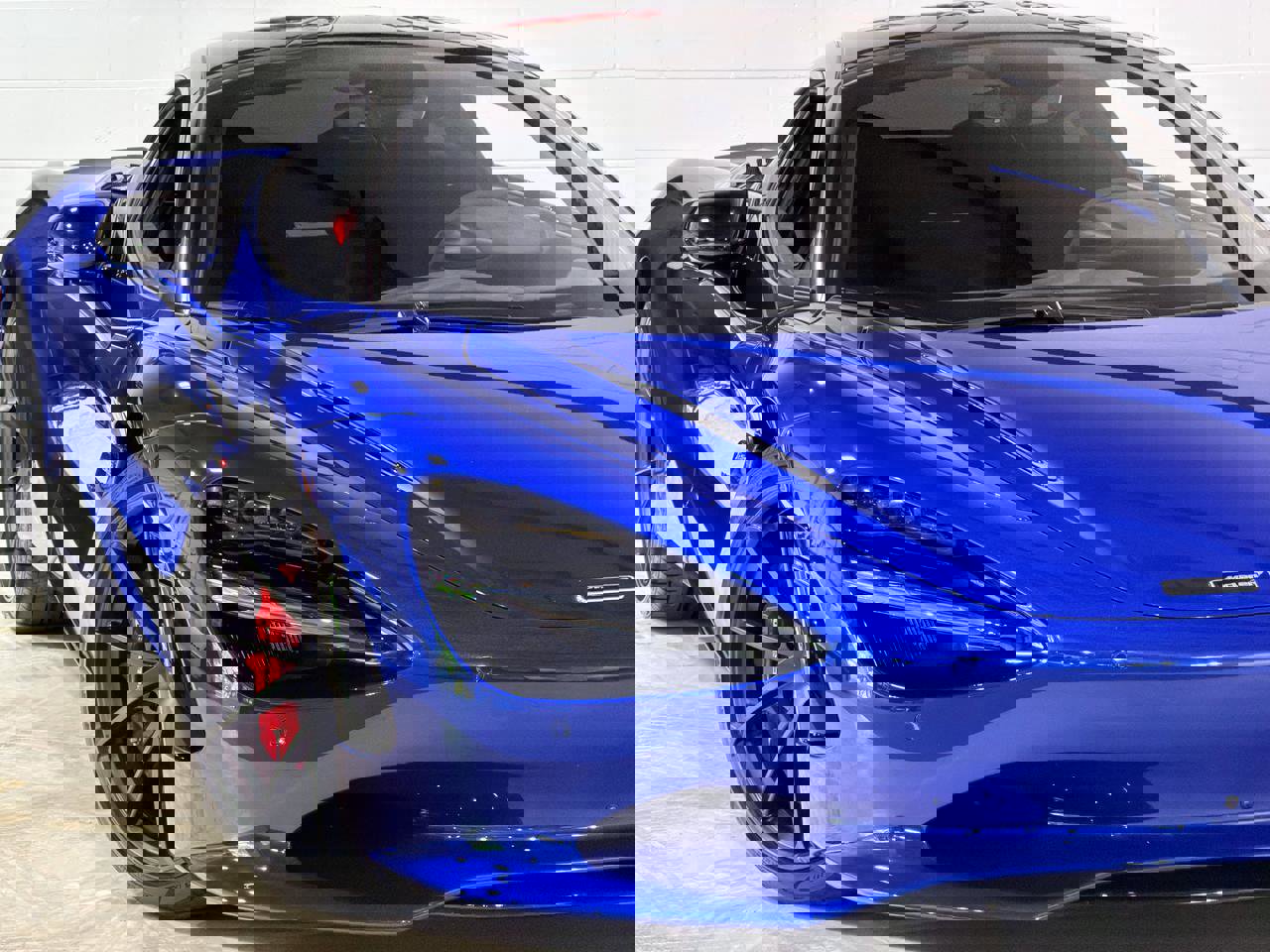 Used 2024 McLaren 750S image 23