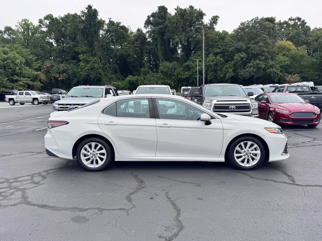 Used 2023 Toyota Camry LE FWD image 4