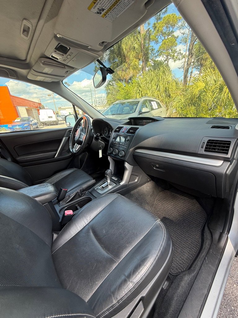 Used 2015 Subaru Forester 2.5i Limited AWD/4WD image 12