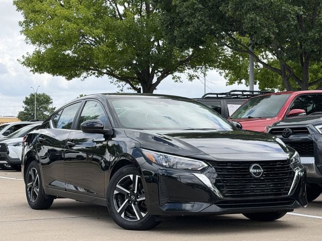 Used 2024 Nissan Sentra SV FWD image 2