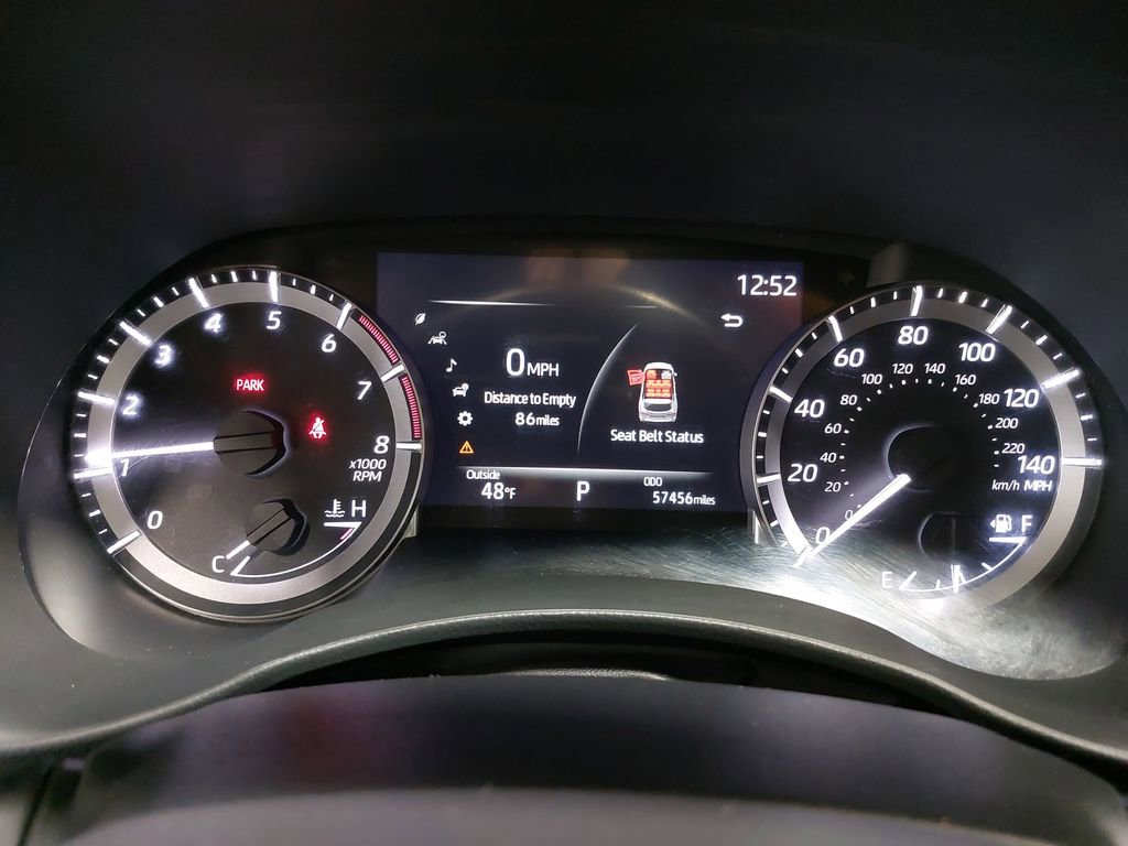 Used 2023 Toyota Highlander LE AWD/4WD image 21