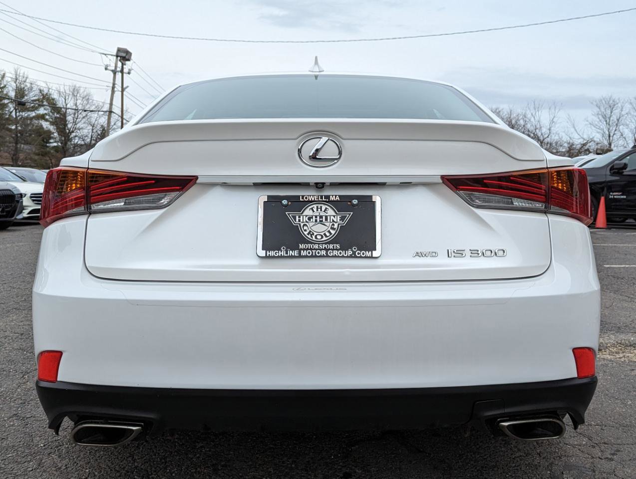 Used 2019 Lexus IS 300 AWD w/ Navigation Package image 9