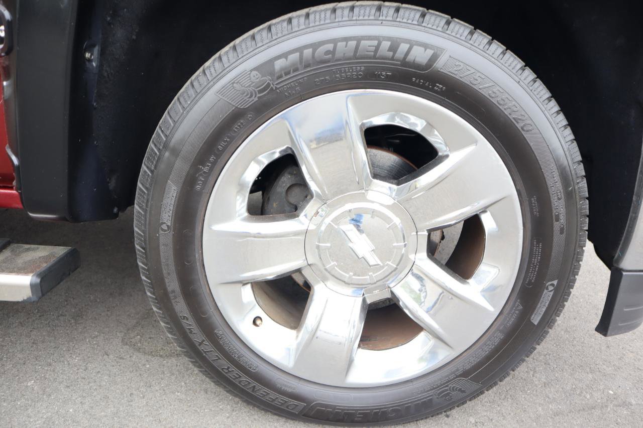 Used 2014 Chevrolet Silverado 1500 LTZ w/ LTZ Plus Package AWD/4WD image 18