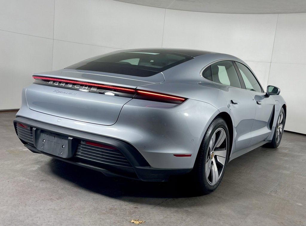 Used 2024 Porsche Taycan 4S image 7