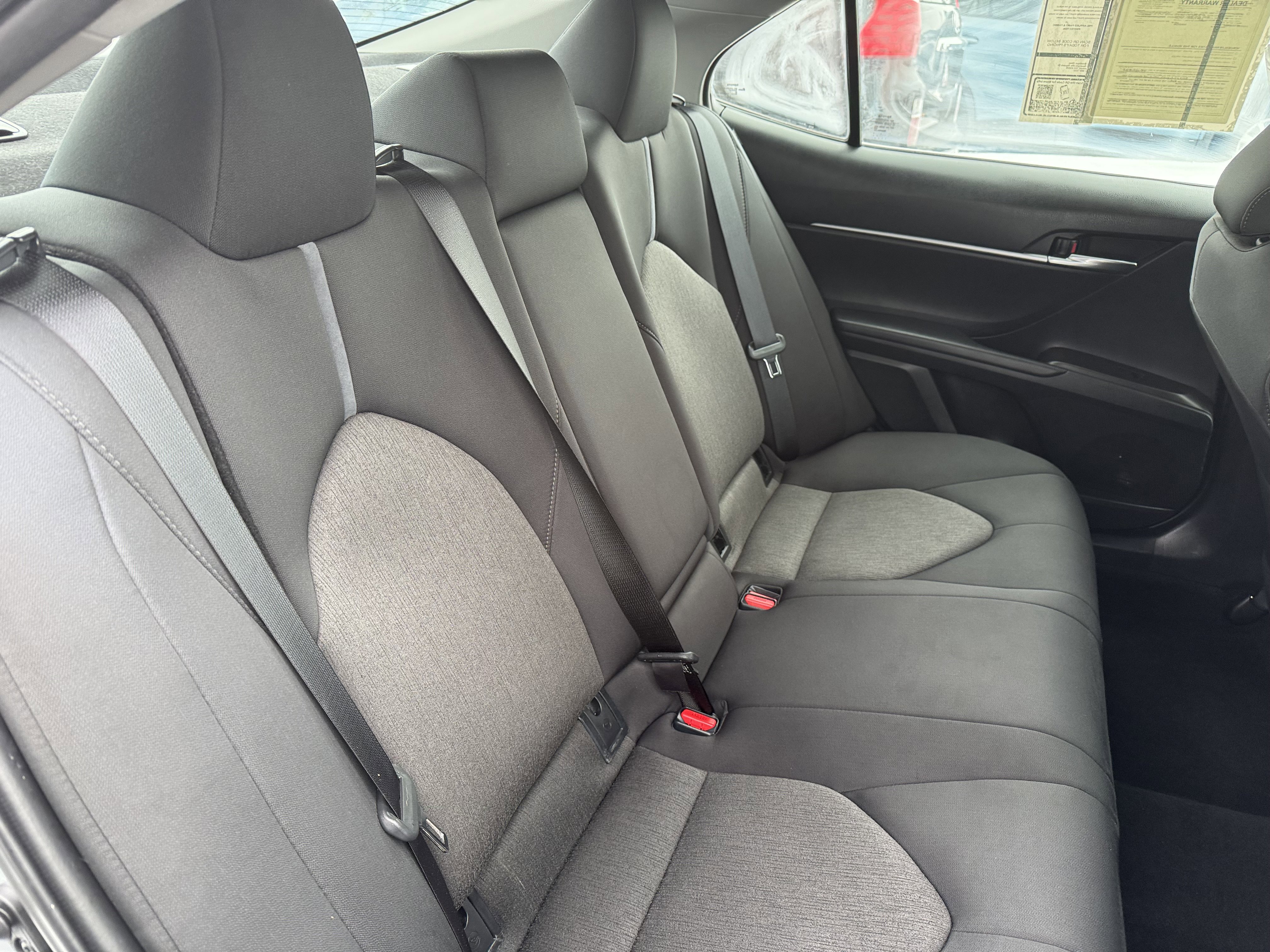 Used 2021 Toyota Camry LE image 20