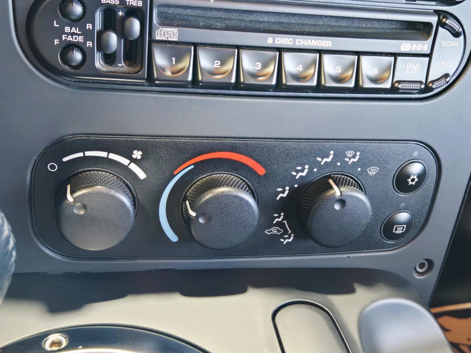 Used 2003 Dodge Viper SRT-10 image 21