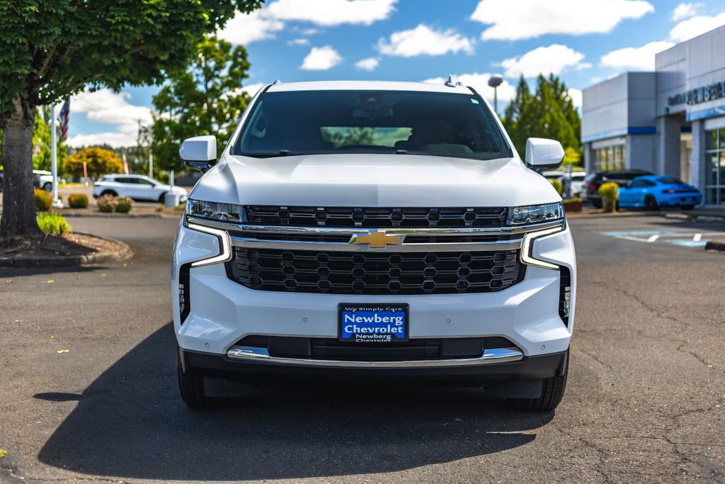 Used 2022 Chevrolet Suburban LS AWD/4WD image 5