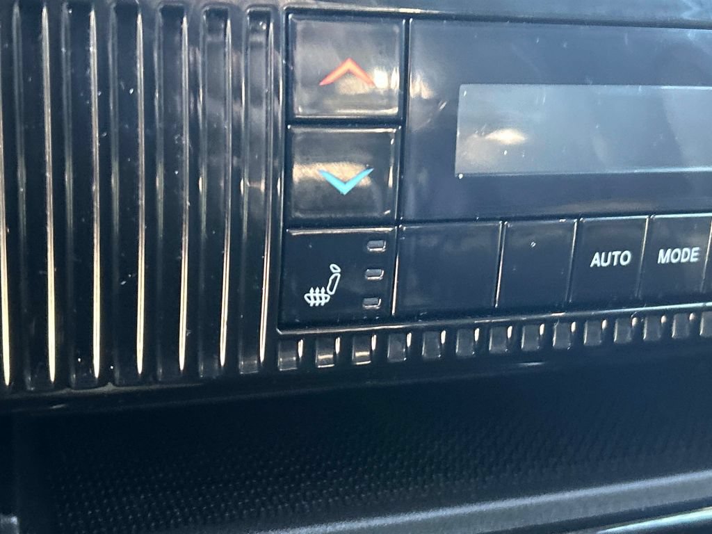 Used 2022 Jeep Wagoneer Series III w/ Flexible Seating Group AWD/4WD image 23