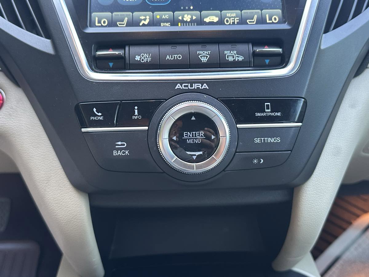 Used 2020 Acura MDX FWD image 39