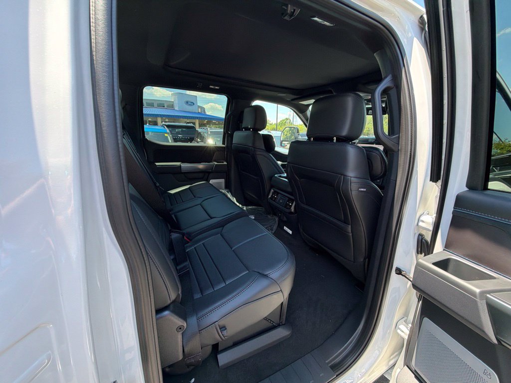 New 2026 Ford F350 4x4 Crew Cab Super Duty image 15