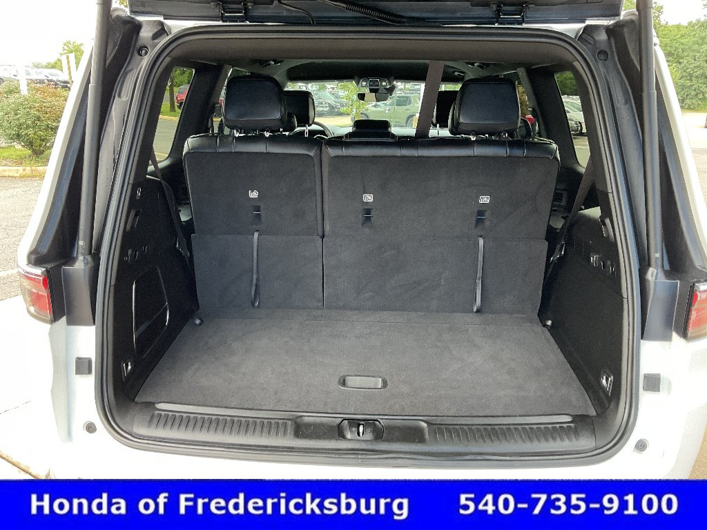 Used 2024 Jeep Wagoneer Series II w/ Flexible Seating Group AWD/4WD image 20