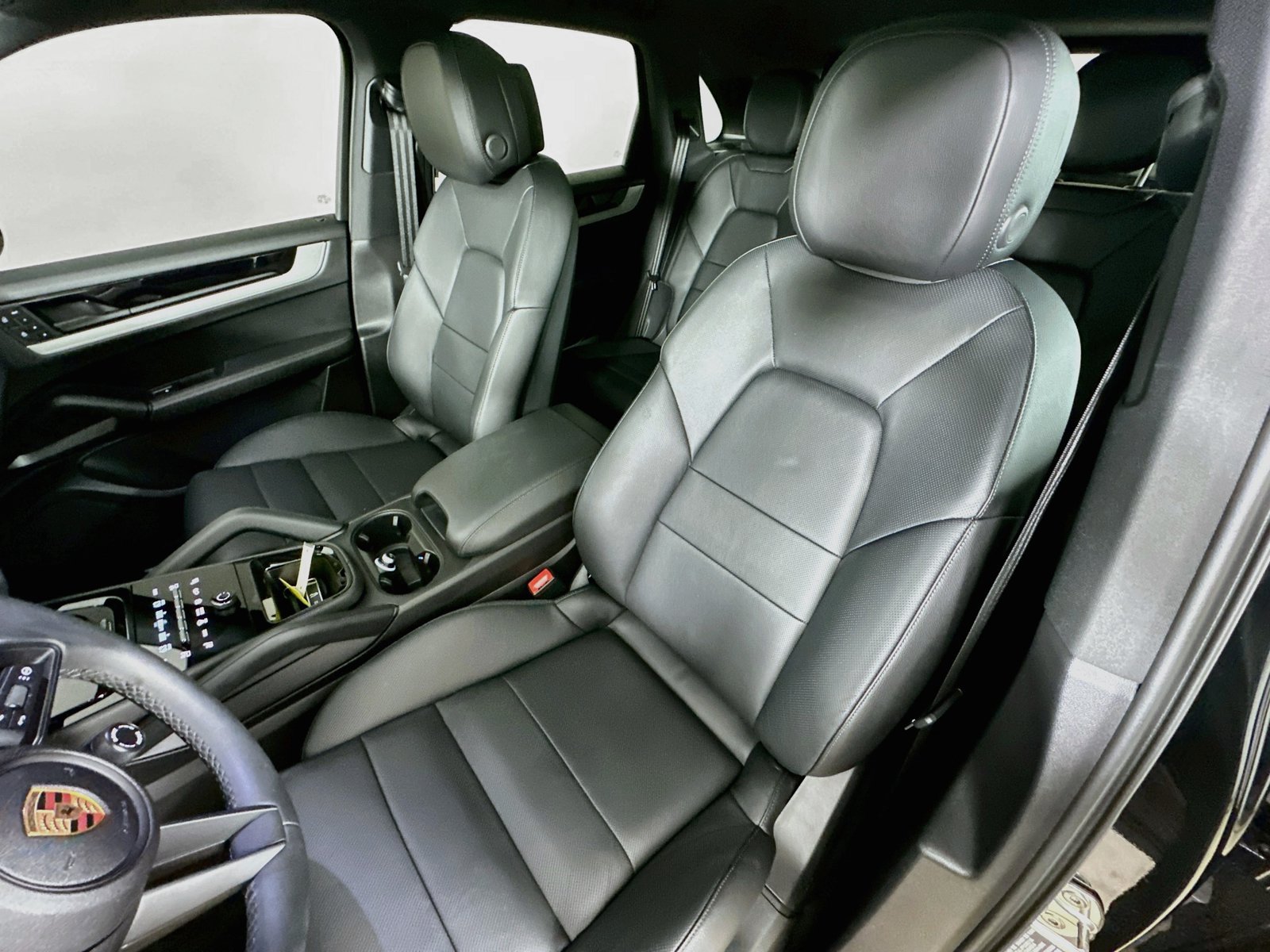 Certified 2025 Porsche Cayenne S AWD/4WD image 33