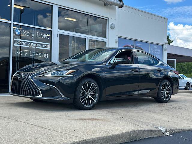 Used 2023 Lexus ES 350 w/ Premium Package FWD image 4