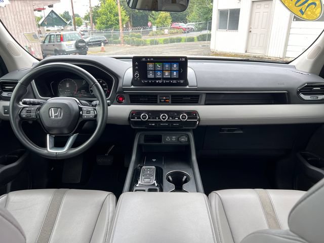 Used 2023 Honda Pilot EX-L image 11