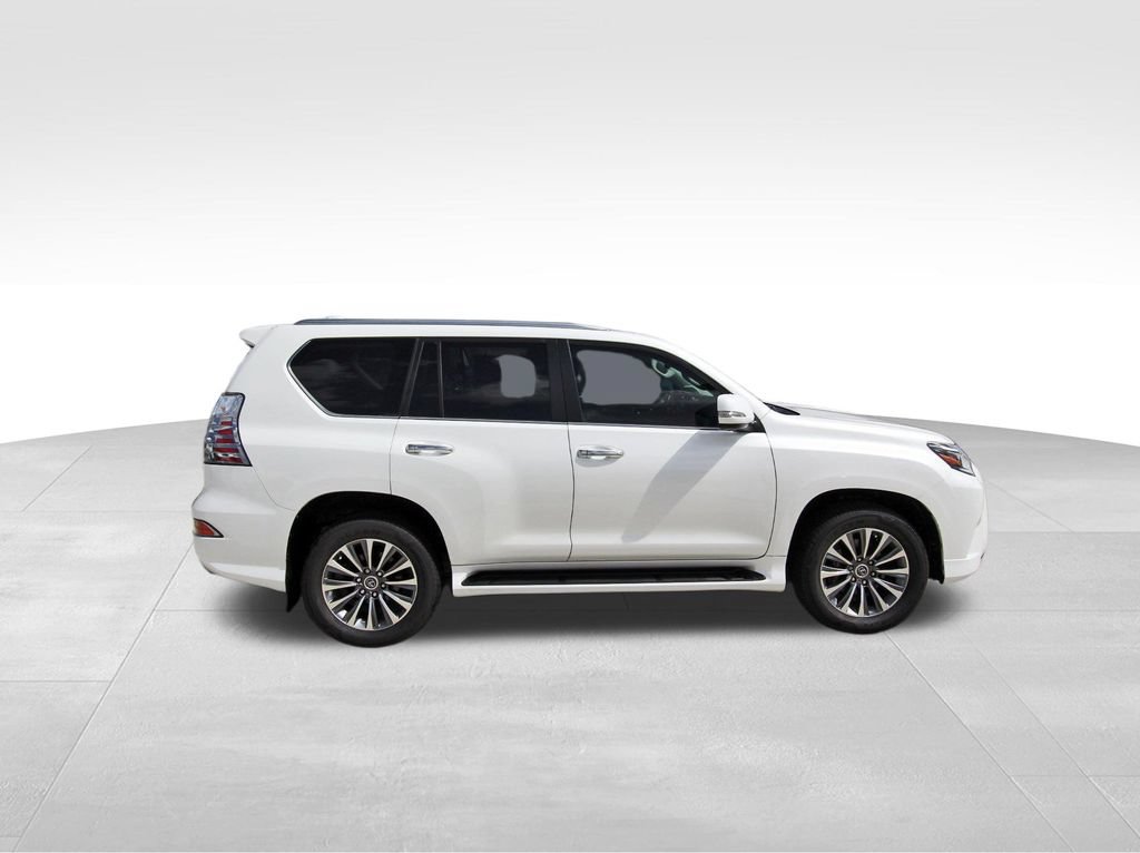Used 2022 Lexus GX 460 Luxury w/ Off Road Package AWD/4WD image 5