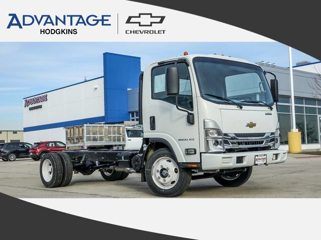New 2025 Chevrolet Low Cab Forward 5500XG RWD image 1
