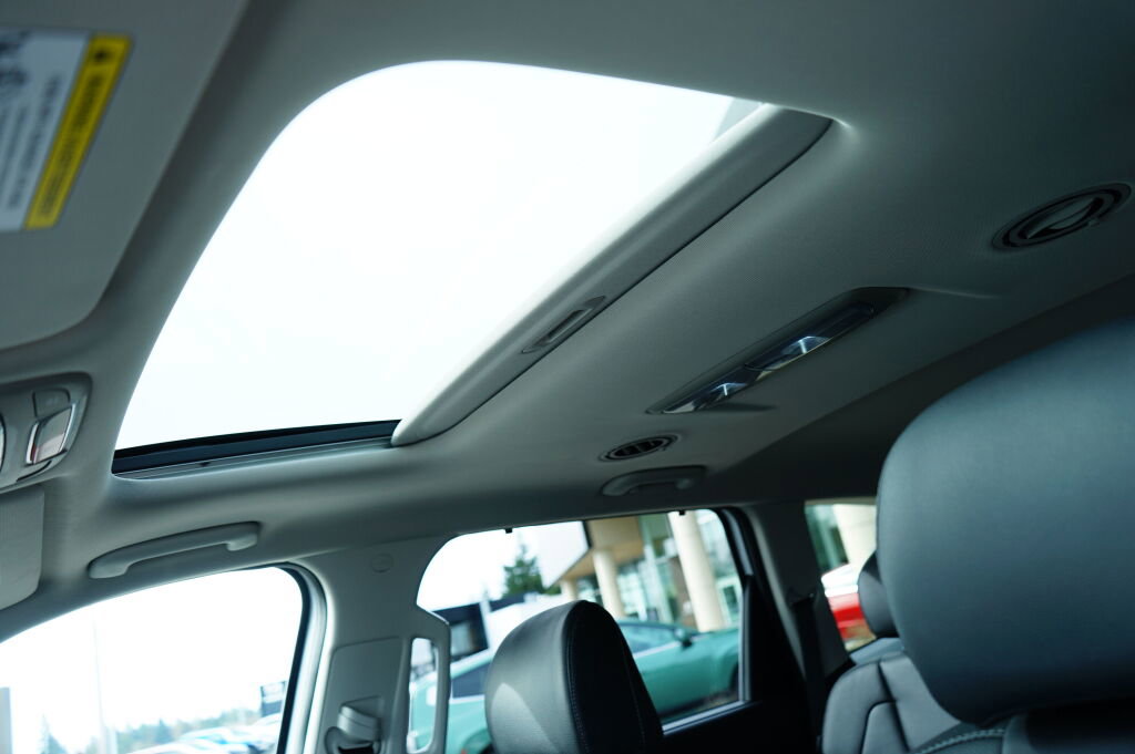Used 2023 Kia Telluride EX image 11