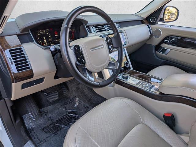 Used 2020 Land Rover Range Rover HSE image 14