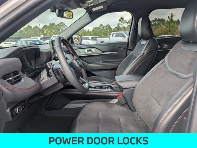 Used 2025 Ford Explorer ST image 14