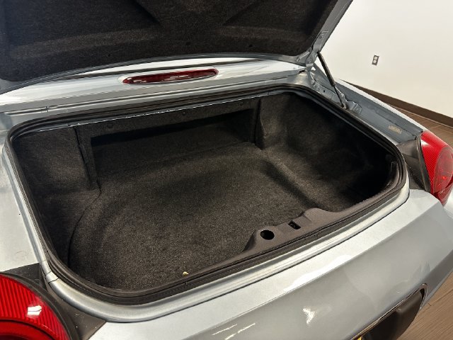 Used 2004 Ford Thunderbird RWD image 37