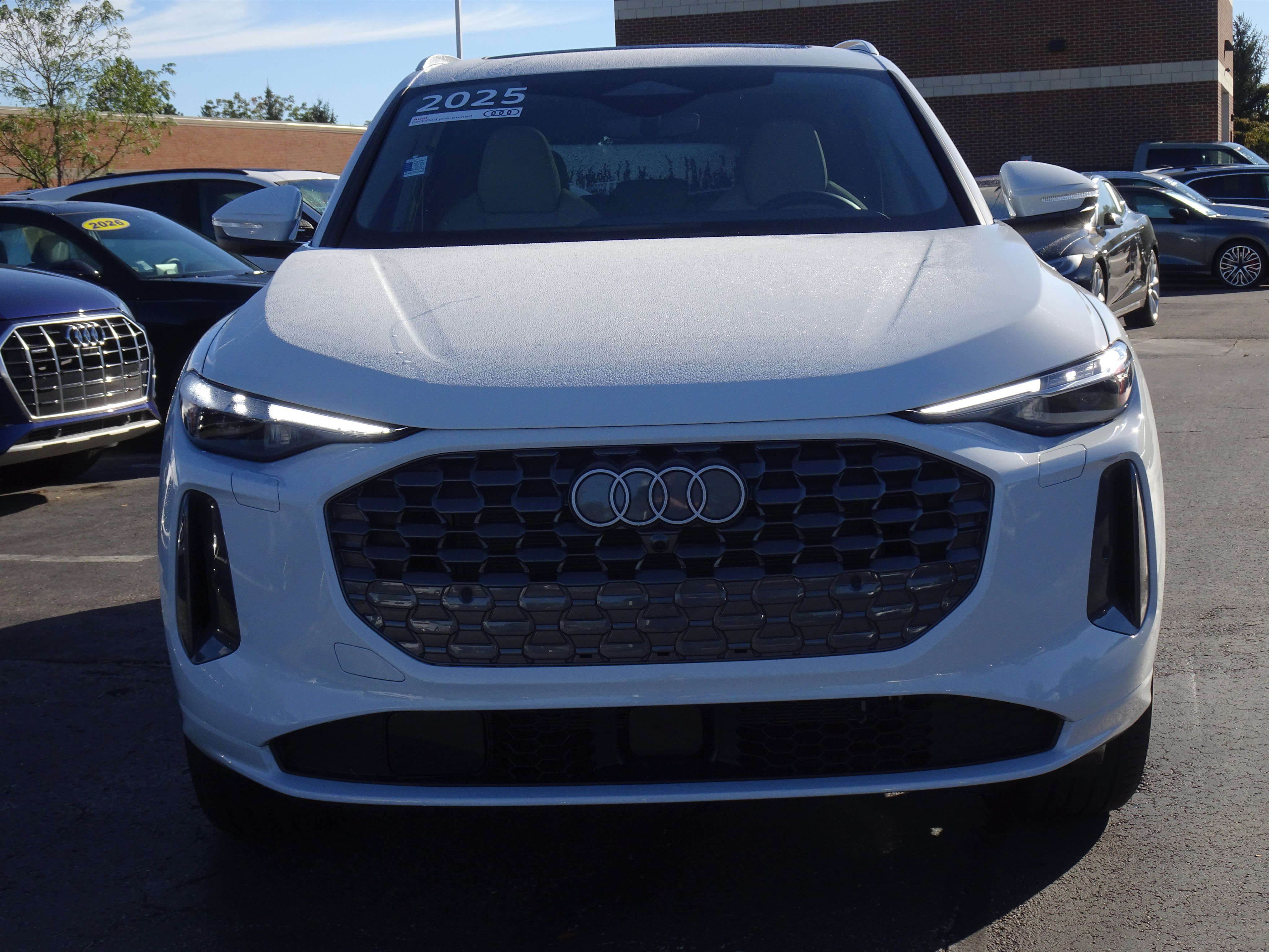 Certified 2025 Audi Q5 Premium Plus w/ Premium Plus AWD/4WD image 7