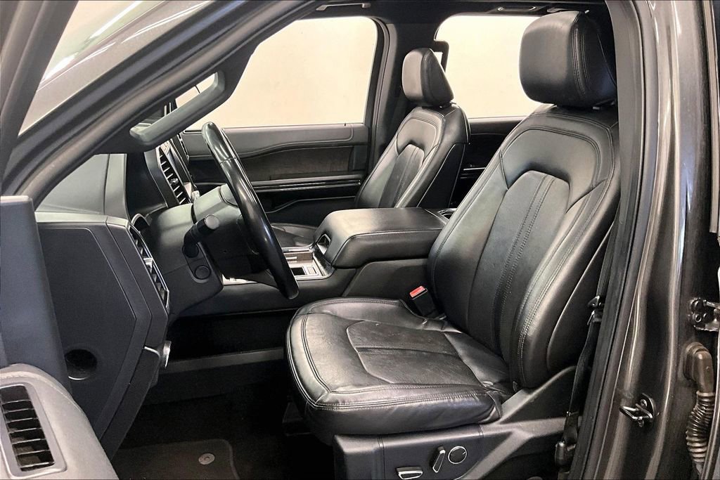 Used 2021 Ford Expedition Max Limited image 21