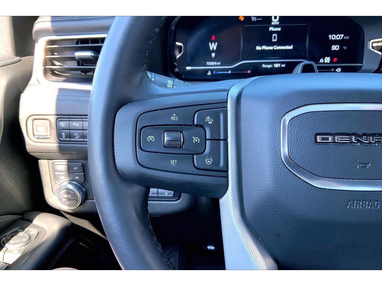 Used 2023 GMC Yukon XL Denali w/ Denali Reserve Package AWD/4WD image 17
