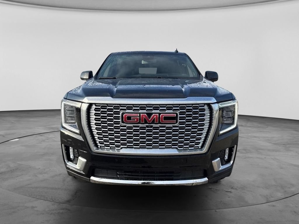 Used 2023 GMC Yukon XL Denali AWD/4WD image 5