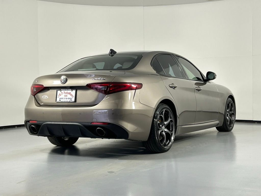 Used 2019 Alfa Romeo Giulia Ti Sport w/ Quick Order Package 22S Sport image 7