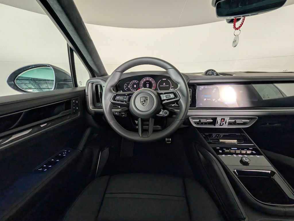 New 2026 Porsche Cayenne Turbo AWD/4WD image 21