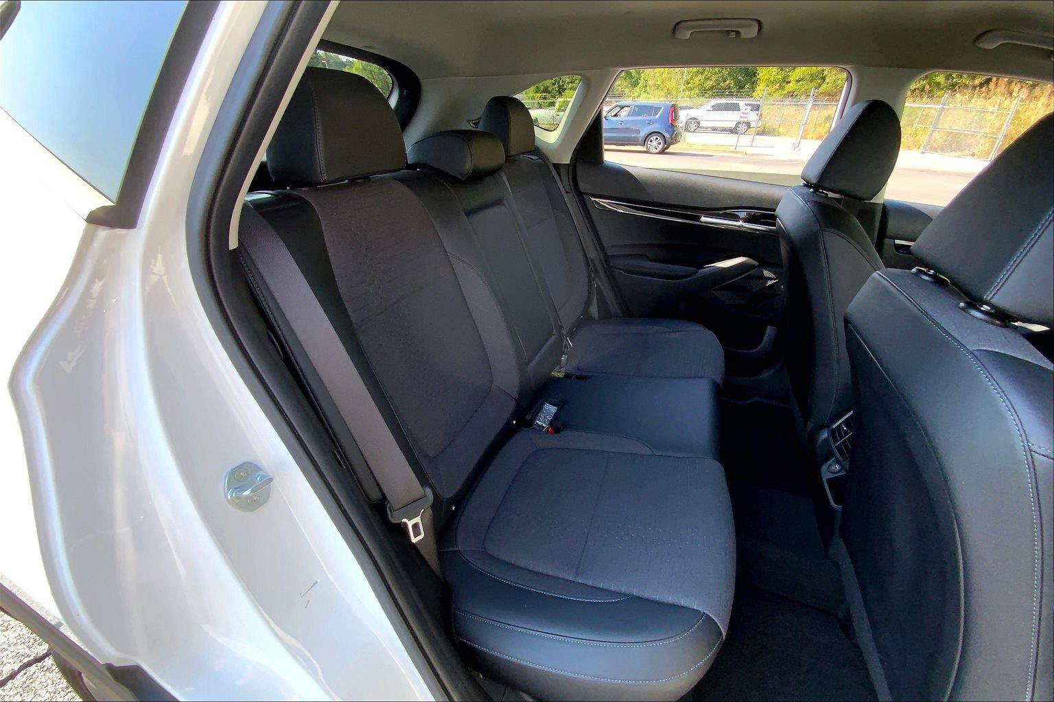 Used 2023 Kia Seltos S AWD/4WD image 24