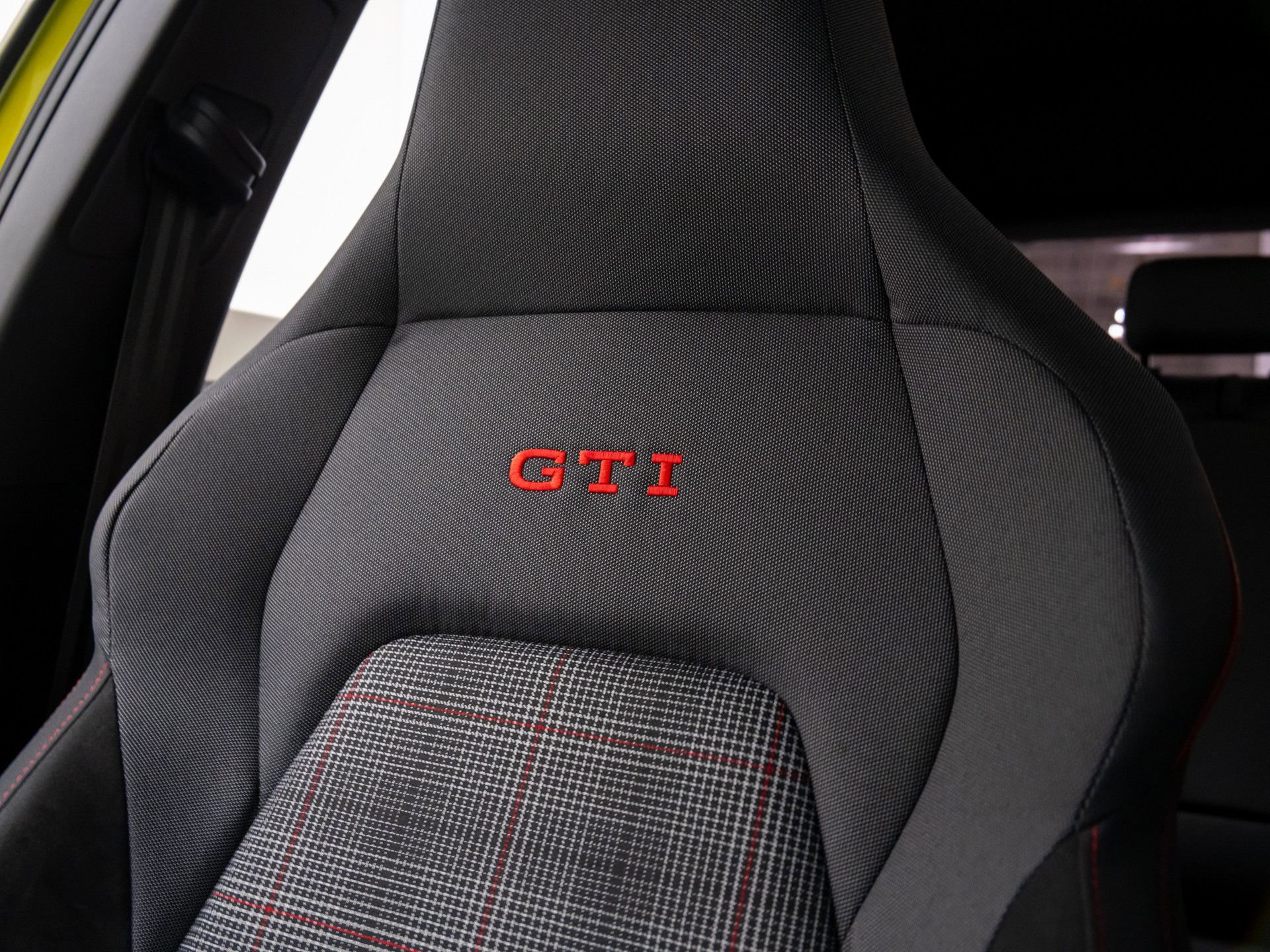 Used 2023 Volkswagen GTI 40th Anniversary Edition image 25